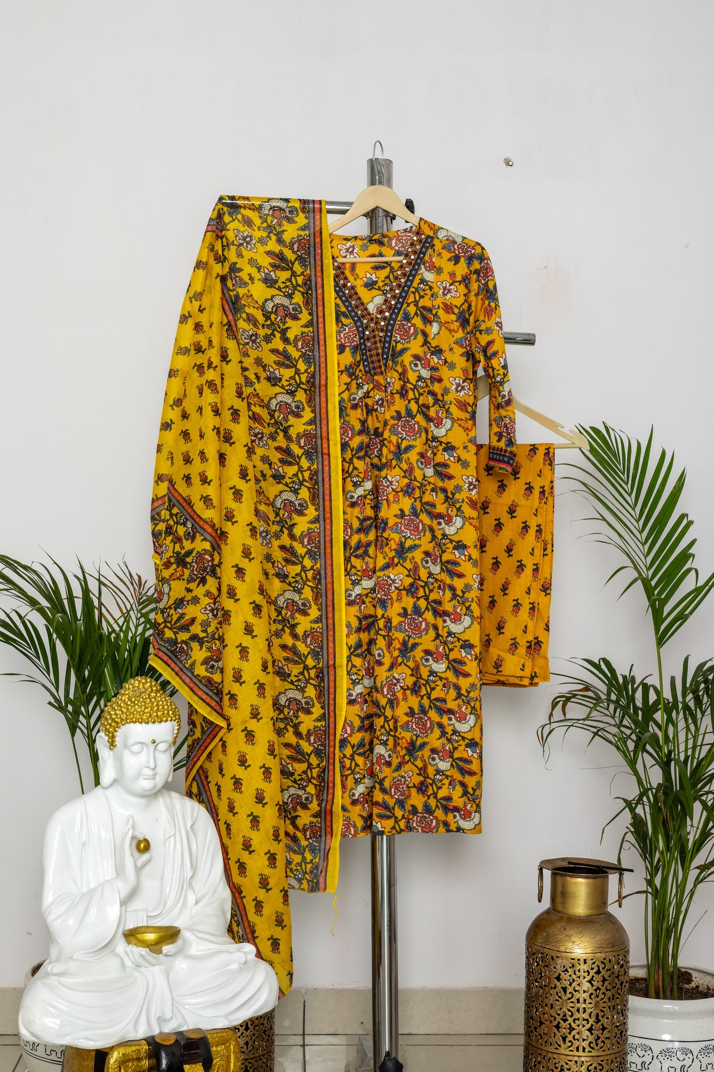 Cotton Salwar Suit with Dupatta | High-Quality Ethnic Wear (TMRSUITWDPTTA004)