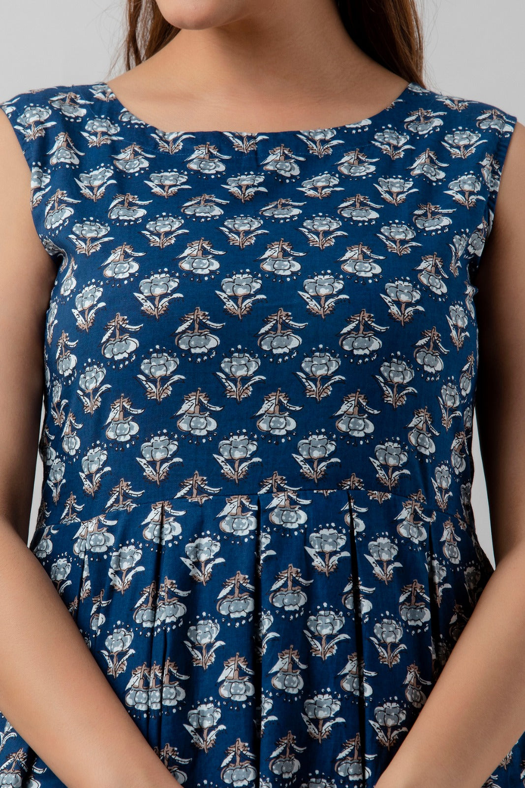 COTTON BLUE & WHITE PRINTED TOP (TMR004)